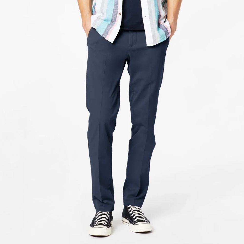 Dockers workday khaki slim fit NWT